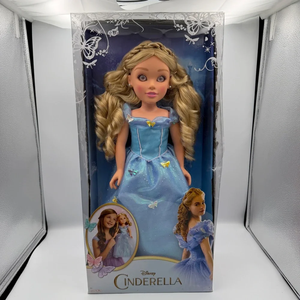 Disney Cinderella Live Action 18 Inch Doll 2015 NIB New In Box Lily James